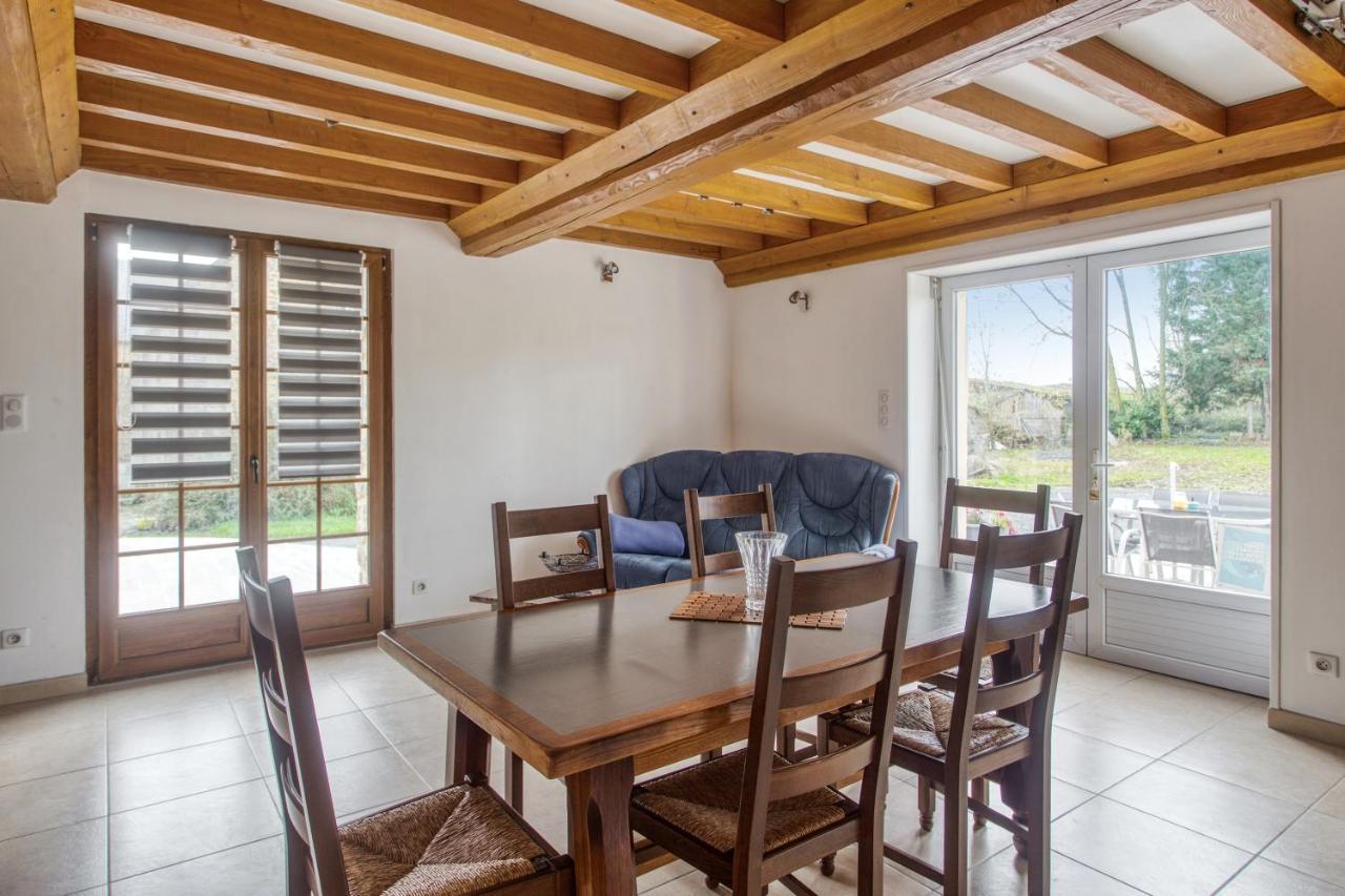 Maison Charmante A Avec Jardin. Holiday home *